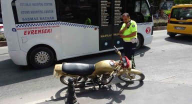 Trafik polisinden kaçamayınca motosikleti bırakıp kayıplara karıştılar