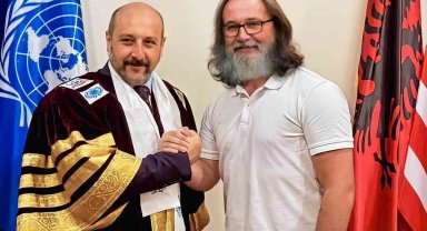 Türk diplomat ve iş insanı Ferhat Süleyman Çınar: ''Ülkemiz ve dünya adına çok çalışıyoruz"