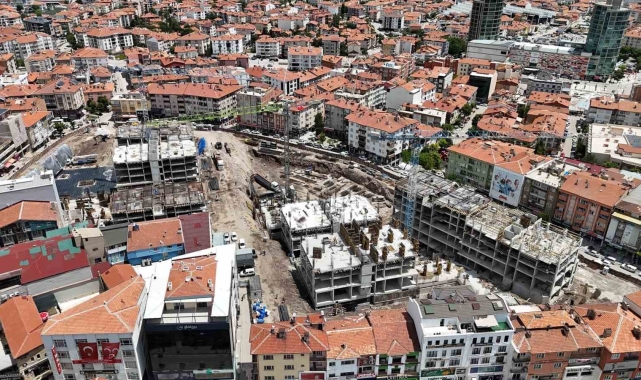 Türkiye'nin en hızlı ilerleyen kentsel dönüşüm projesi yüzde 35 tamamlandı