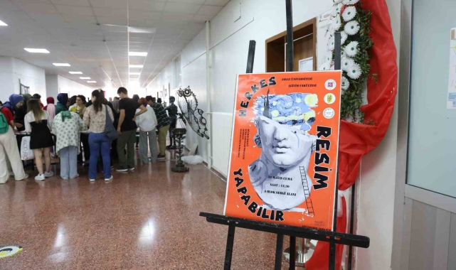 Ütü tekniği ile yapılan soyut resimler mest etti