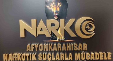 Uyuşturucu satarken yakalanan dolmuş şoförü tutuklandı