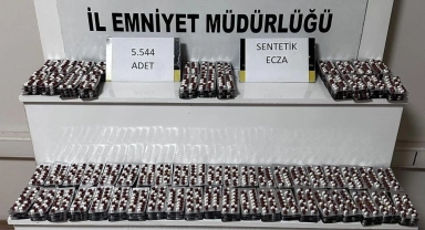Uyuşturucu şüphelisi 2 kişiye gözaltı
