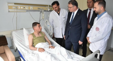 Vali Balcı'dan yaralı askerlere ziyaret