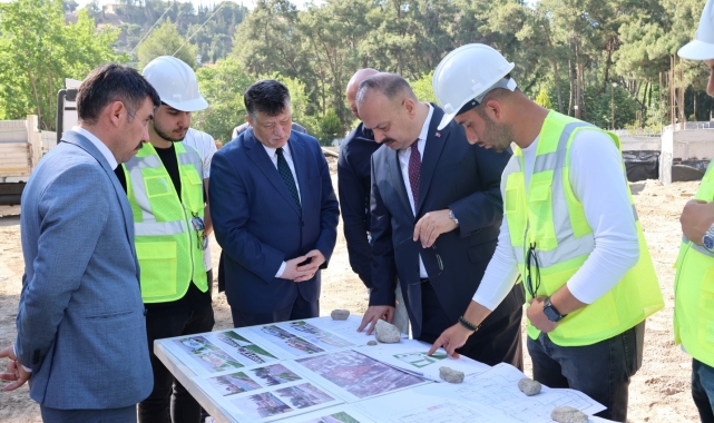 Vali Canbolat, yüzme havuzu inşaatını yerinde inceledi