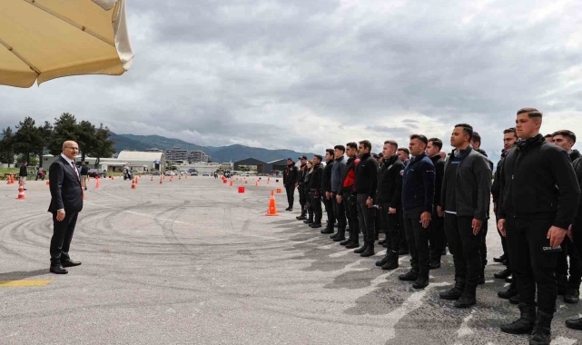 Vali Demirtaş'tan jandarma ve polis kursiyerlere moral ziyareti
