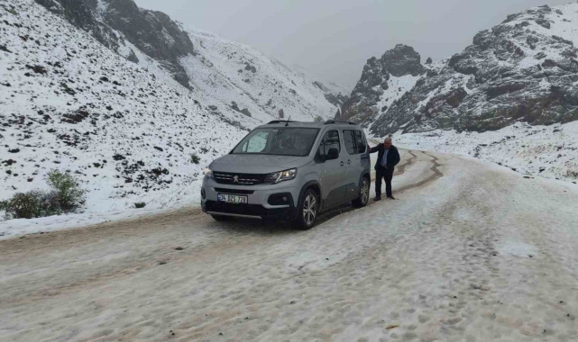Van'ın yüksek kesimleri mayıs ayında kışı yaşadı
