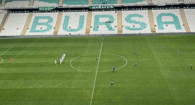 Vanspor FK oyuncularından Bursaspor maçında protesto