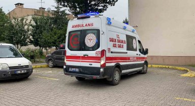 Yakınları tarafından evinde ölü bulundu