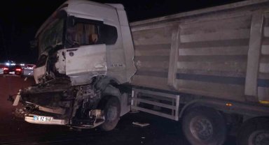 Yalova'da tır kamyona arkadan çarptı: 1 yaralı