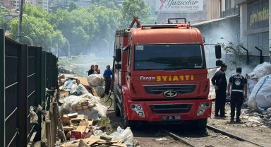 Yanan kartonlar ekipleri harekete geçirdi