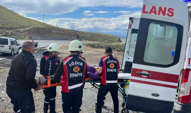 Yoldan çıkan araç kaza yaptı: 1yaralı