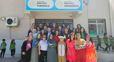 Yunusemre Kent Tiyatrosu Halıtlı'da öğrencilerle buluştu
