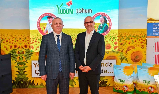 Yüzde 100 yerli ayçiçek tohumu Türk tarımına kazandırıldı
