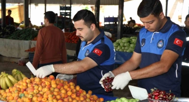 Zabıta pazar yerlerini denetledi