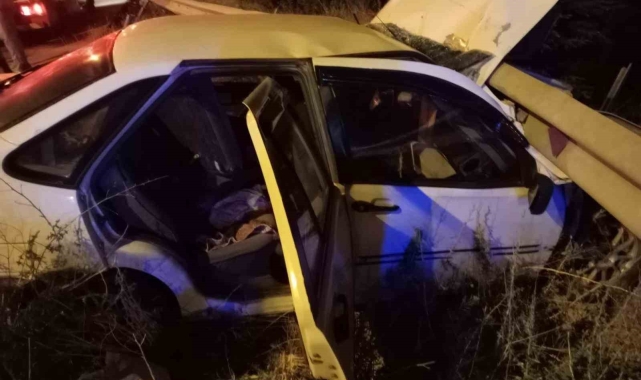 70 metrelik uçurumdan bariyerler kurtardı: 2 yaralı