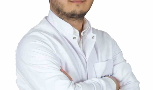 Acil Servis Hekimi Acil Tıp Uzmanı Dr. Caner İşkorur'dan uyarı: "11.00 ila 16.00 saatleri arasında dışarı çıkmayın"