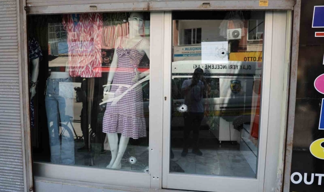 Adana'da kadın giyim mağazasına silahlı saldırı