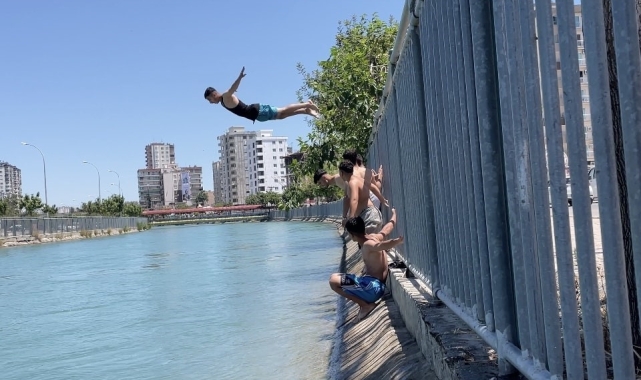 Adana'da sıcaklık rekor seviyeye ulaştı, termometreler 44 dereceyi gösterdi