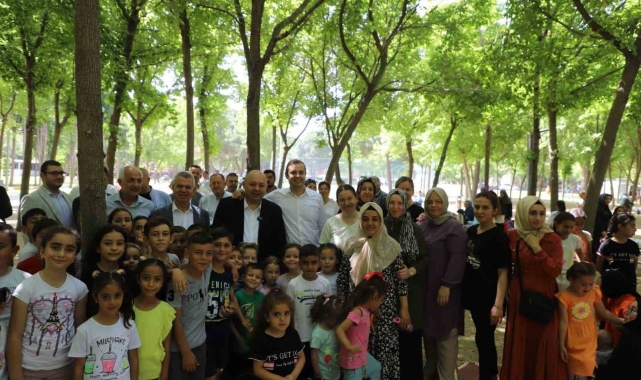 Ahmet Akın Gönen'de halka buluştu