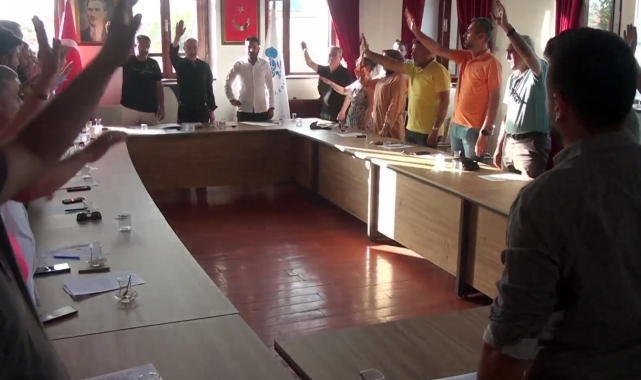 Akşehirli Şehit Selçuk Özer'in ismi ayakta oylanarak parka verildi