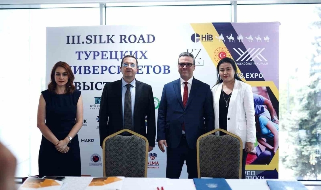 Alanya Üniversitesi Türk Üniversiteleri Fuarı'nda