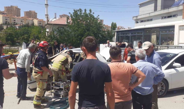 Ankara'da trafik kazası: 1 ölü, 3 yaralı