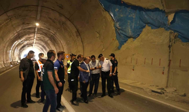 Artvin Valisi Cengiz Ünsal, Yusufeli T14 Tüneli'nde incelemelerde bulundu