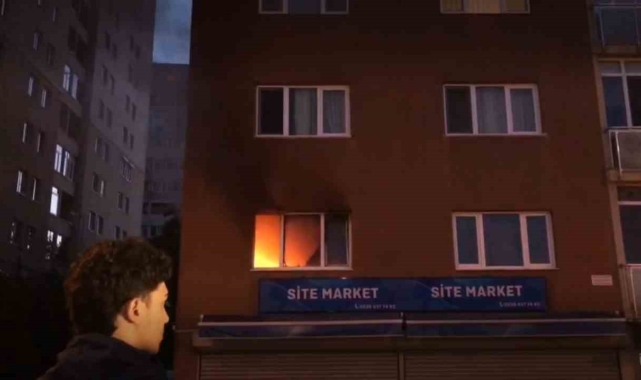 Ataşehir'de yangın paniği