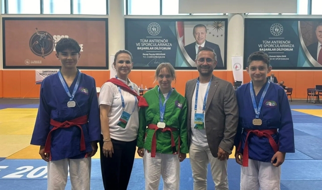 Avrupa Şampiyonası'ndan 3 madalya ile döndüler