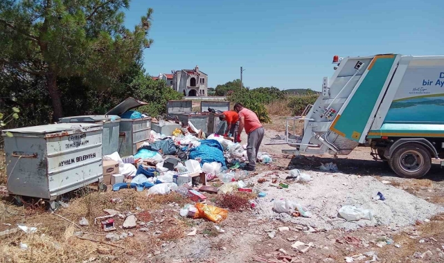Ayvalık'ta belediye ekipleri 4 günde 3 660 ton çöp topladı