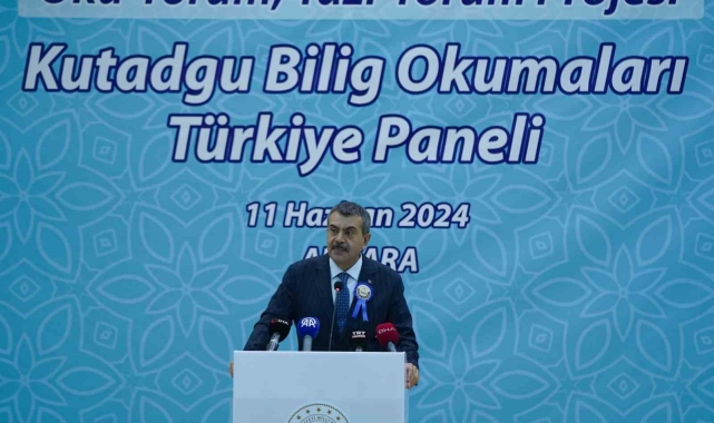 Bakan Tekin, 'Oku-Yorum, Yazı-Yorum Projesi Kutadgu Bilig Okumaları Türkiye Paneli'ne katıldı