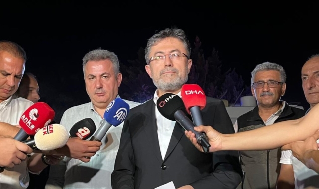 Bakan Yumaklı: "İzmir Menderes'teki çıkan yangın hobi bahçesinden çıktı"