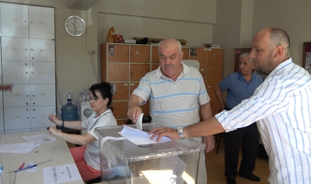 Balıkesir'de Bulgaristan vatandaşları için sandık kuruldu