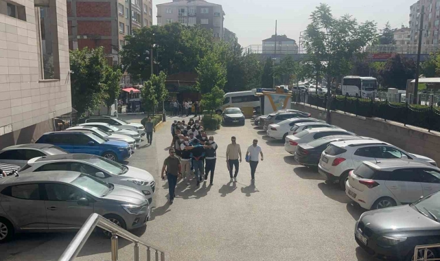 Bankadan aradığını söyleyerek vatandaşları 5 milyon TL dolandıran şüpheliler yakalandı