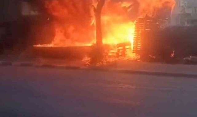 Baraka alevlere teslim oldu