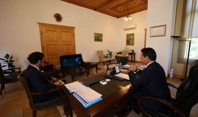 Başkan Aras UNESCO Miras Şehirleri Ağı Toplantısı'na katıldı