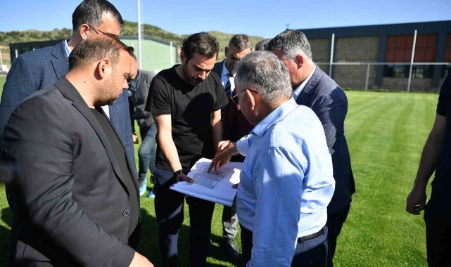 Başkan Büyükkılıç, Erciyes Yüksek İrtifa Kamp Merkezi'nde incelemelerde bulundu
