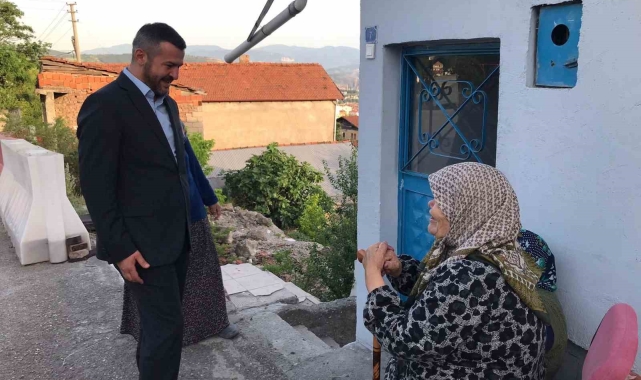 Başkan Çetinkaya mahalleleri gezip sorunları yerinde tespit ediyor
