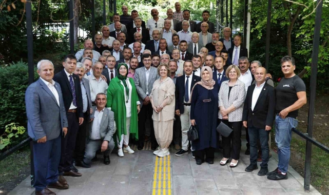 Başkan Kahveci, mahalle muhtarlarıyla bir araya geldi