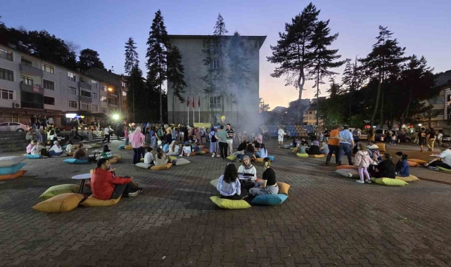 Başkan Karakaş, bayramda çocukları unutmadı