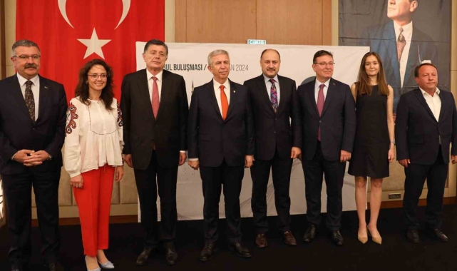 Başkan Köksal Tarihi Kentler Birliği encümen üyesi seçildi