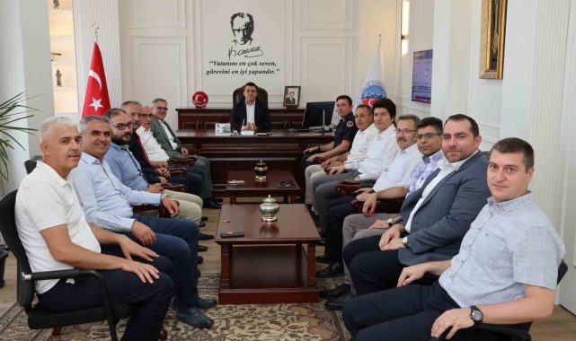 Başkan Özdoğan ilçe yönetimi ile bayramlaştı