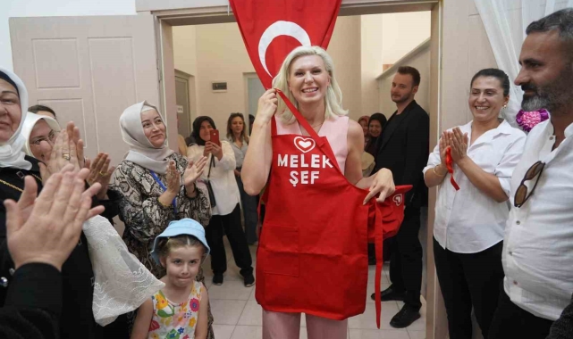Başkan Subaşı'na özel hediye