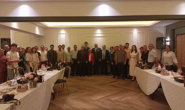 Başsavcı, avukatı heimlich manevrası ile kurtardı