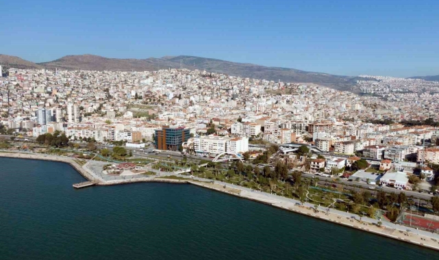 Bayraklı'da kentsel dönüşüm ofisleri açılıyor