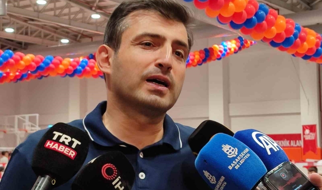 Bayraktar: "Biz inanıyoruz ki bu atölyeler sayesinde dünyaya damgasını vuracak teknolojist kardeşlerimiz yetişecek"