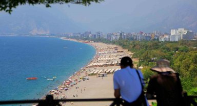 Bayram tatili sonrası sahiller turistlere kaldı