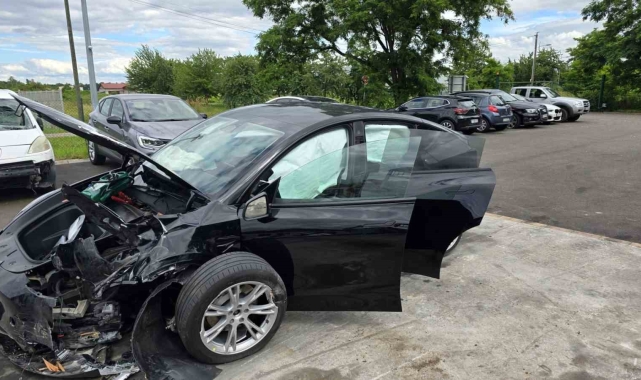 Bayram tatili zehre dönen Türk avukat, TESLA'ya dava açıyor