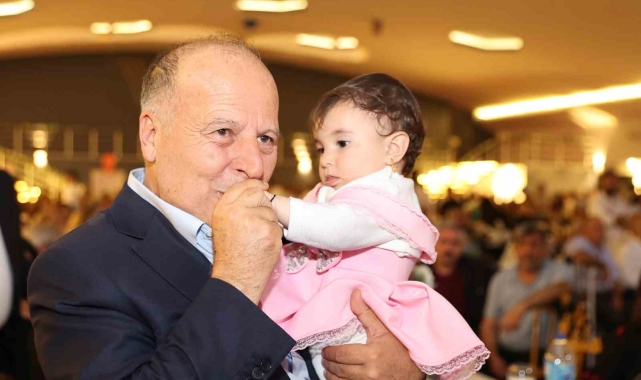 Bebeğe ilk hediye Yüreğir Belediyesinden