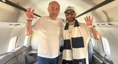 Beşiktaş'ın transfer görüşmeleri yaptığı Portekizli oyuncu Rafa Silva'yı taşıyan özel uçak, bu akşam saat 20.30'da Atatürk Havalimanı Genel Havacılık Terminali'ne iniş yapacak.